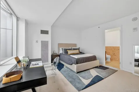 5 Renaissance Square White Plains NY 10601