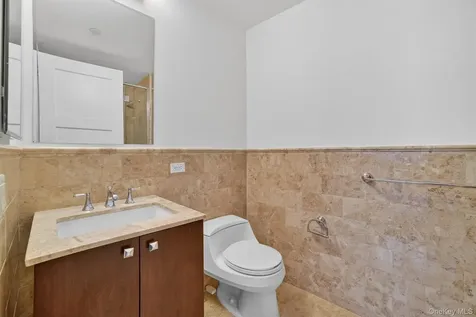 5 Renaissance Square White Plains NY 10601