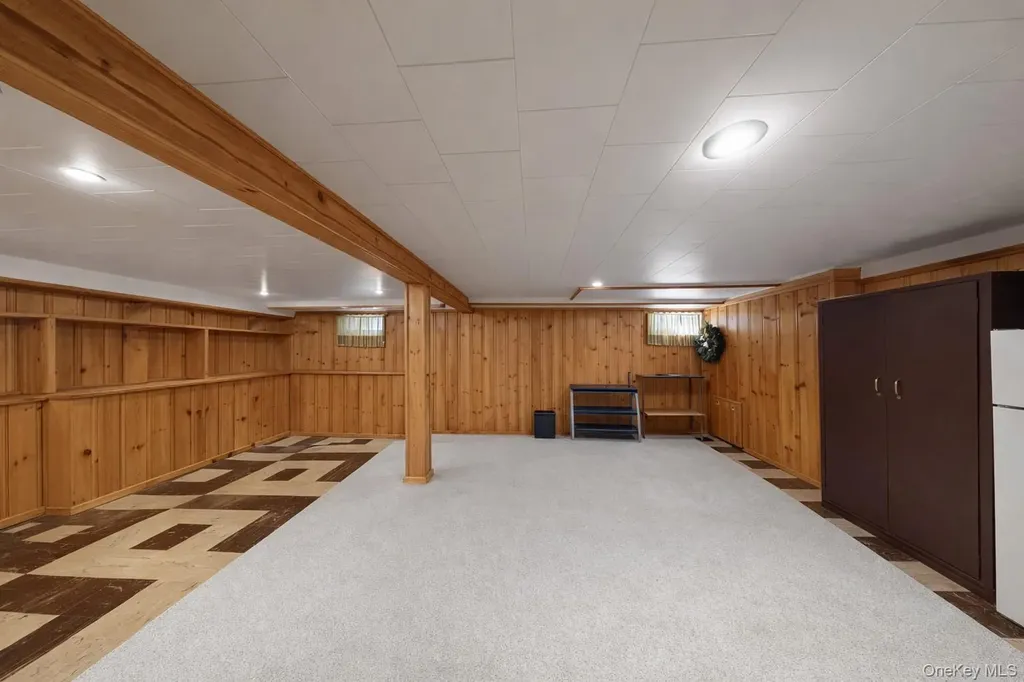 1762 Broadway New Hyde Park NY 11040