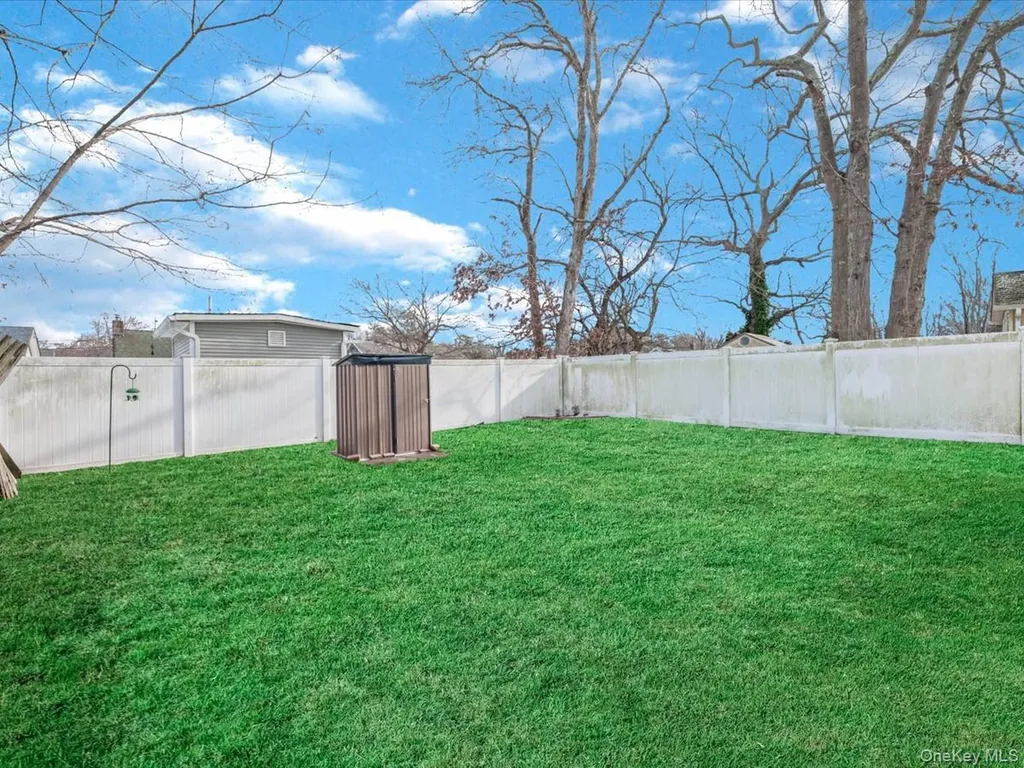 27 Denton Street Patchogue NY 11772