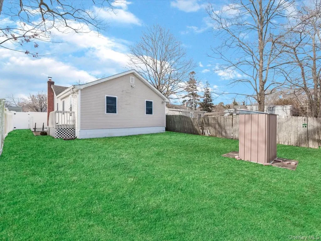 27 Denton Street Patchogue NY 11772