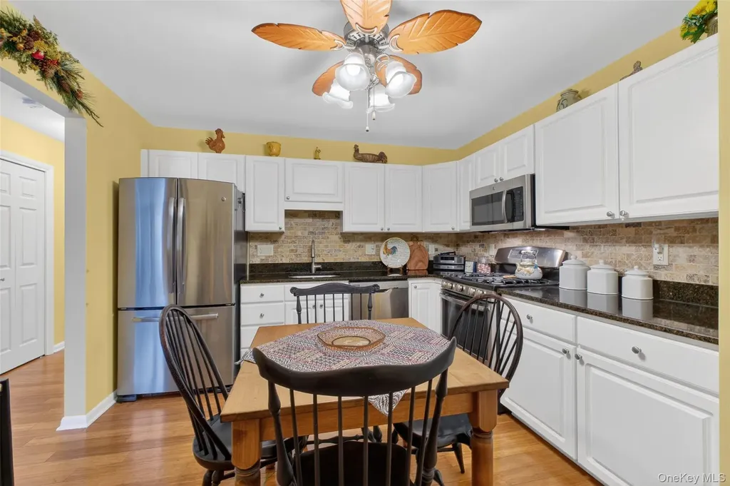 202 Falcon Court Poughkeepsie NY 12603