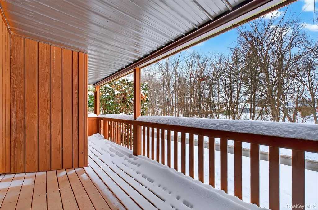 202 Falcon Court Poughkeepsie NY 12603
