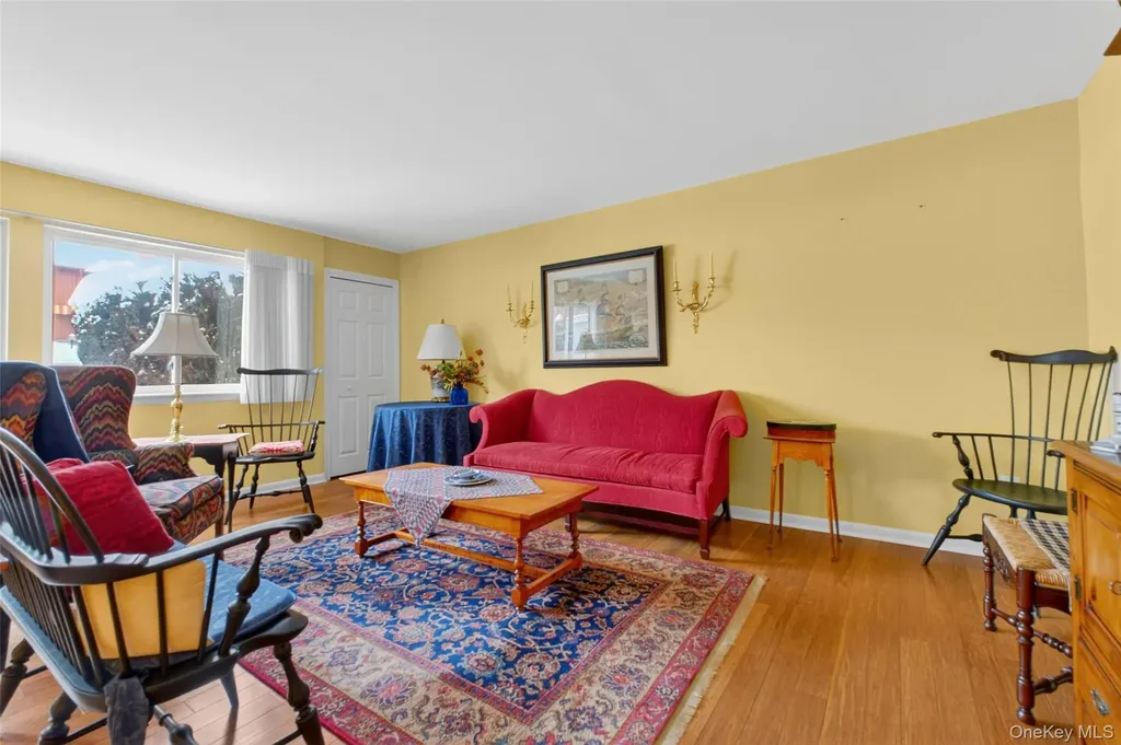 202 Falcon Court Poughkeepsie NY 12603