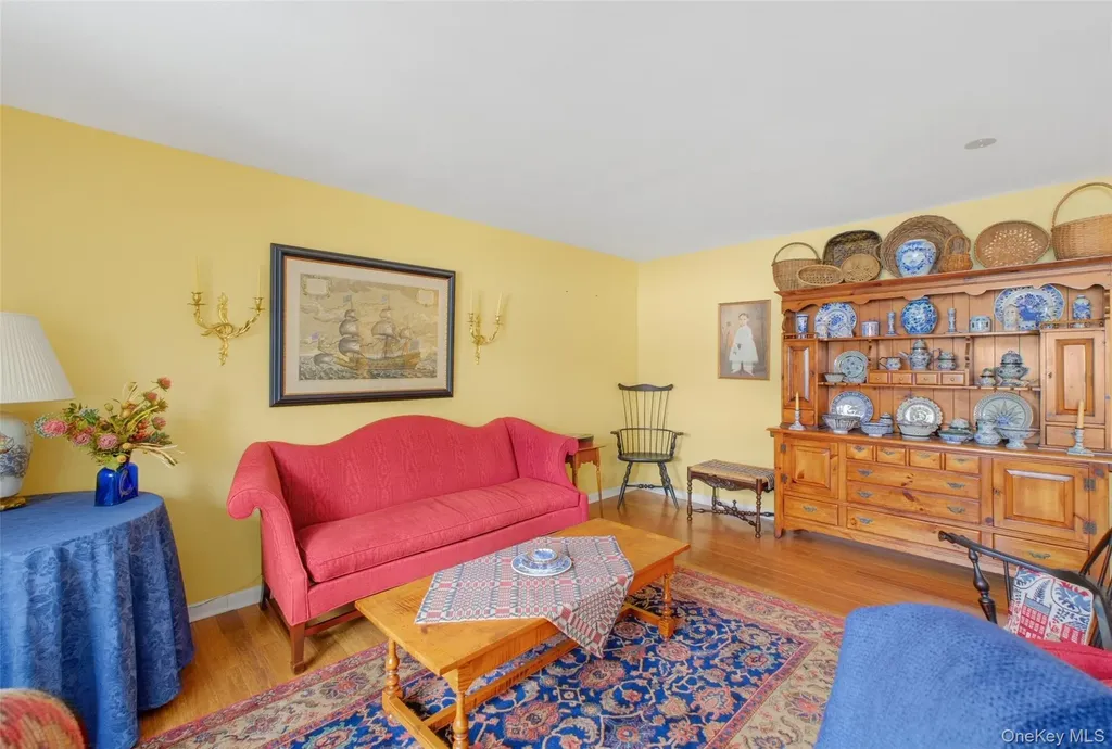 202 Falcon Court Poughkeepsie NY 12603