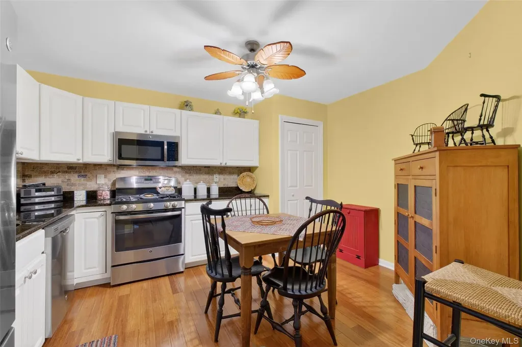 202 Falcon Court Poughkeepsie NY 12603