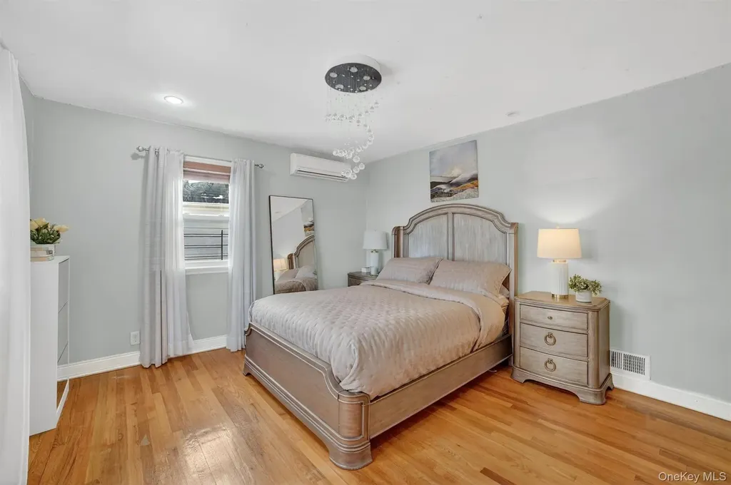 135 Midland Terrace Yonkers NY 10704