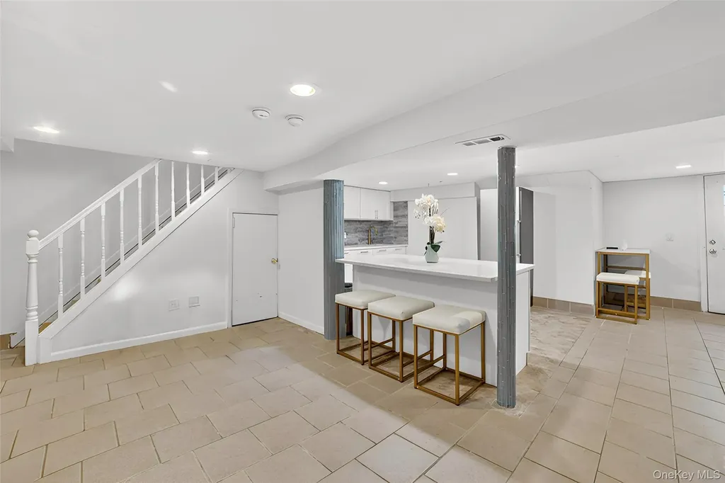135 Midland Terrace Yonkers NY 10704