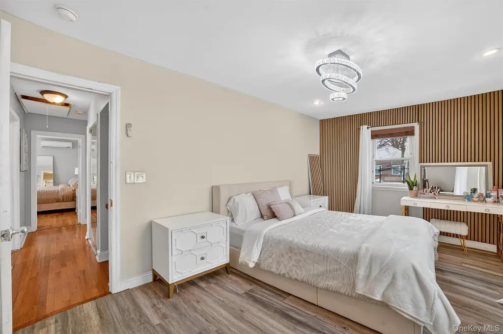 135 Midland Terrace Yonkers NY 10704