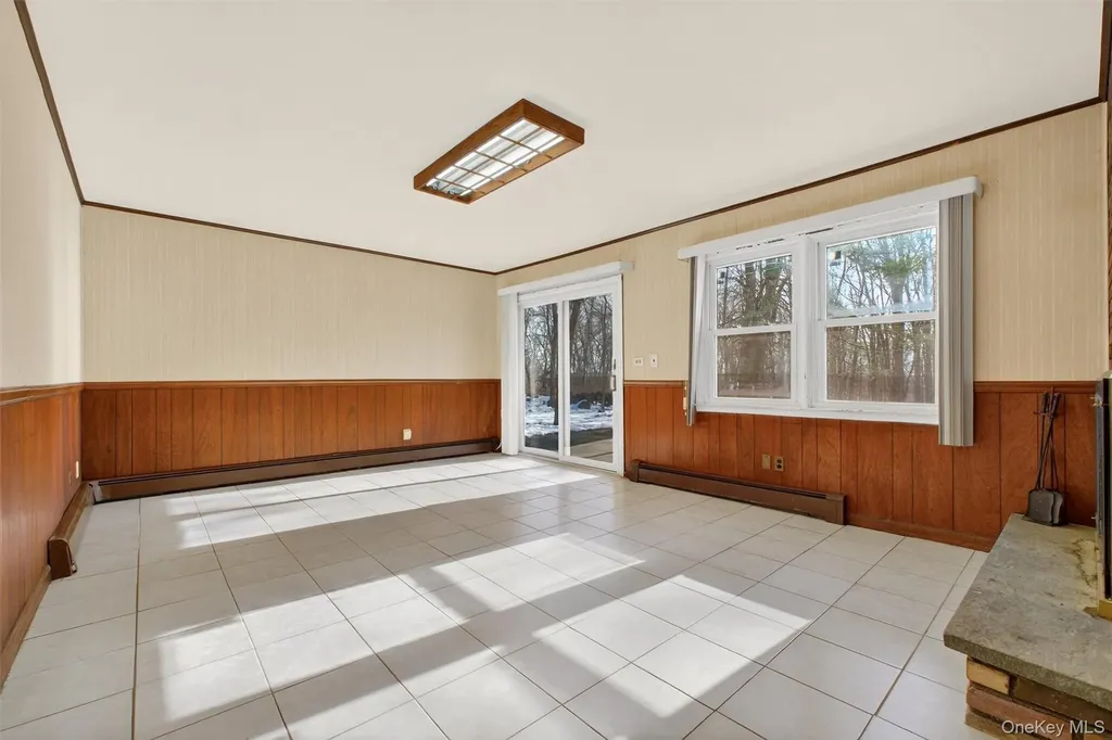 6 Londonderry Lane Somers NY 10589