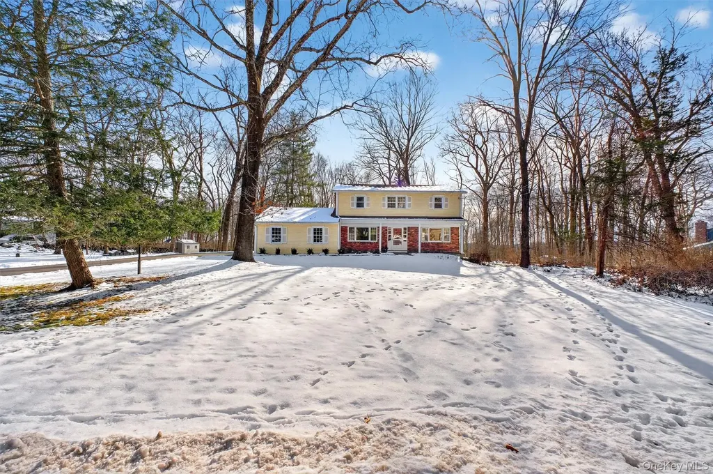 6 Londonderry Lane Somers NY 10589