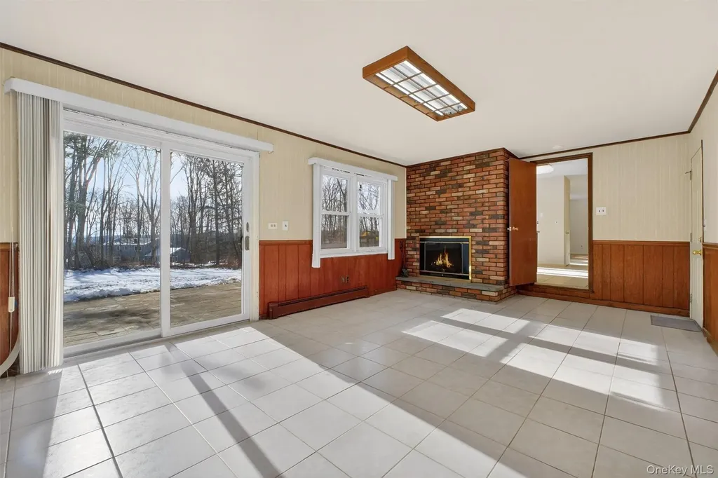 6 Londonderry Lane Somers NY 10589