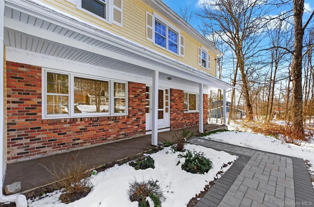 6 Londonderry Lane Somers NY 10589