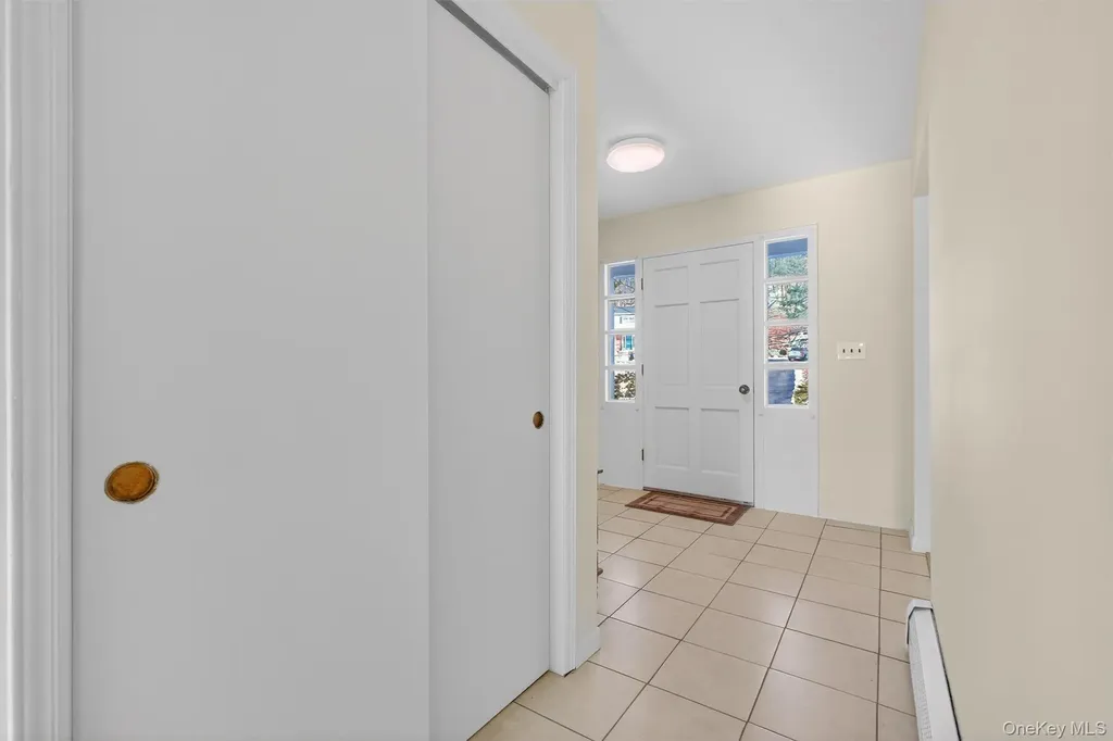 6 Londonderry Lane Somers NY 10589