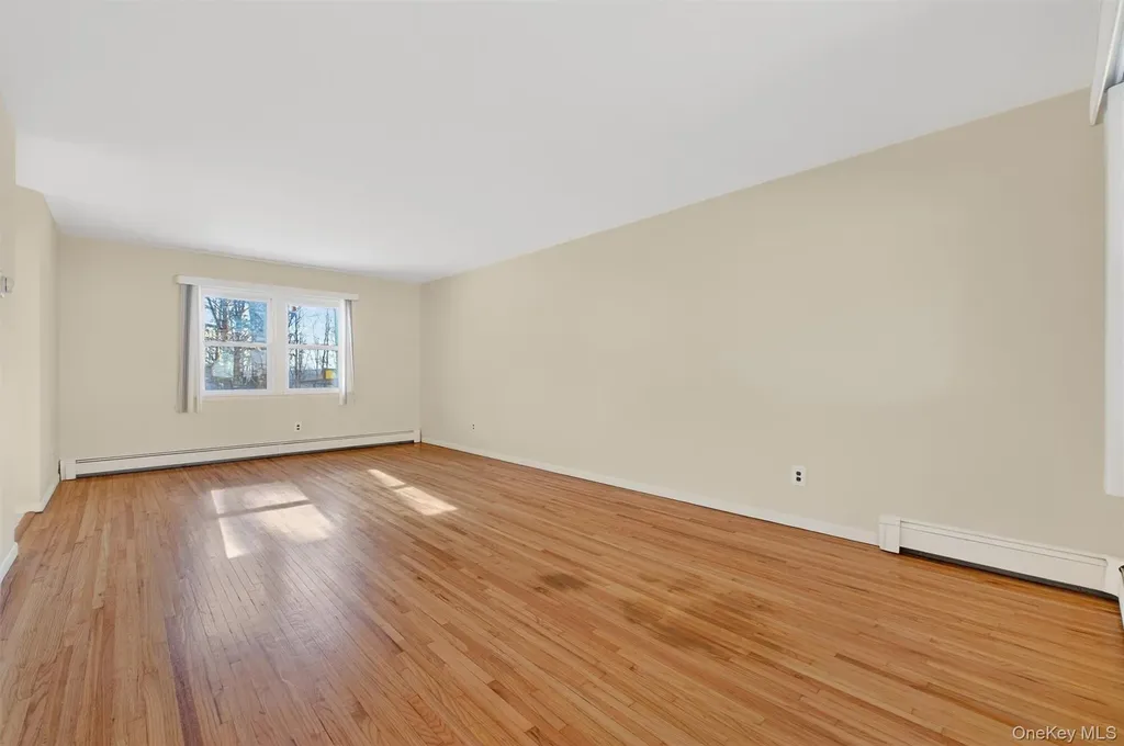 6 Londonderry Lane Somers NY 10589