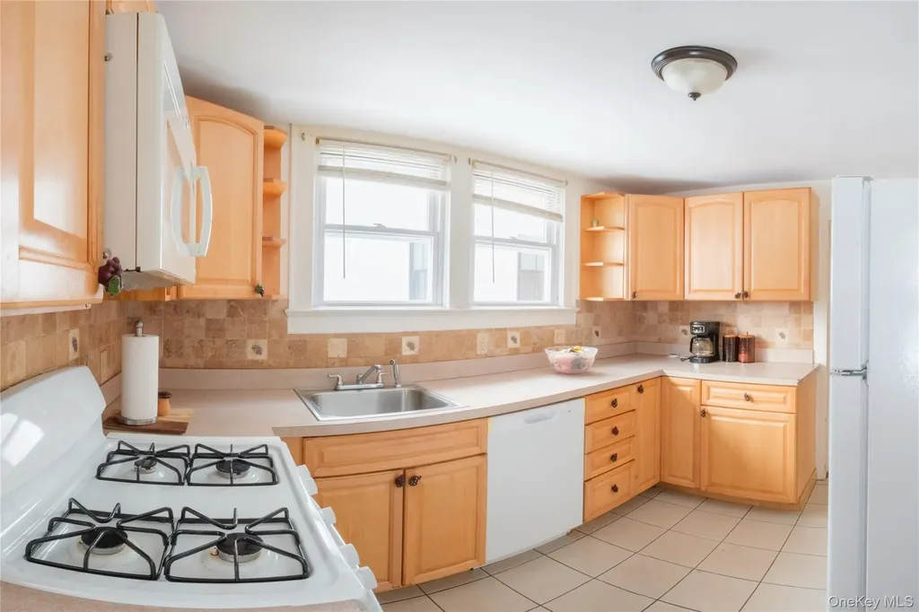 925 Constant Avenue Peekskill NY 10566