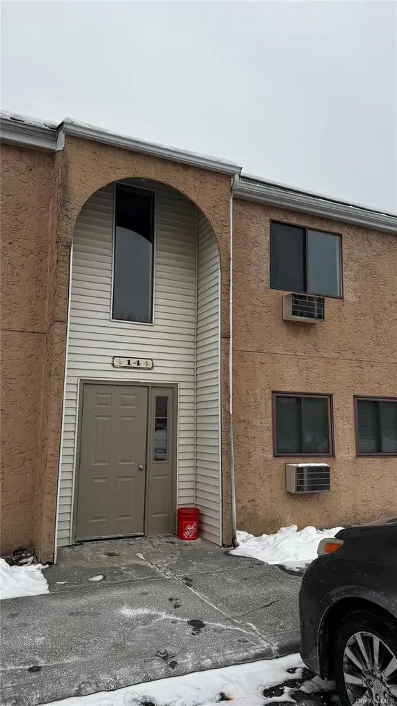 14 Scarborough Lane Wappingers Falls NY 12590