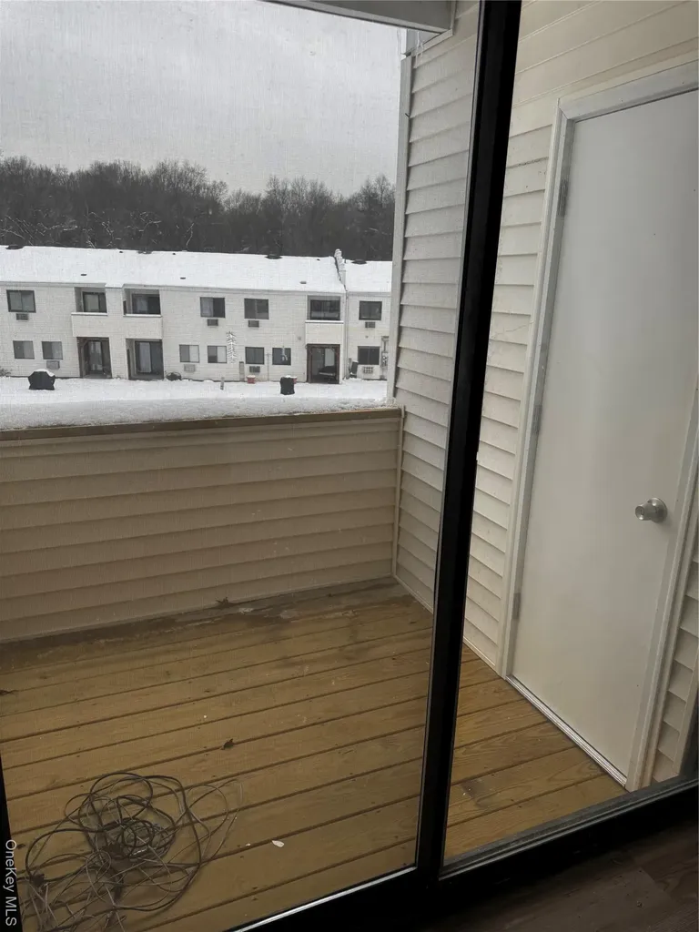 14 Scarborough Lane Wappingers Falls NY 12590