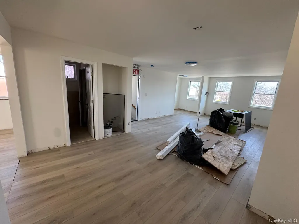149-07 14 Avenue Whitestone NY 11357