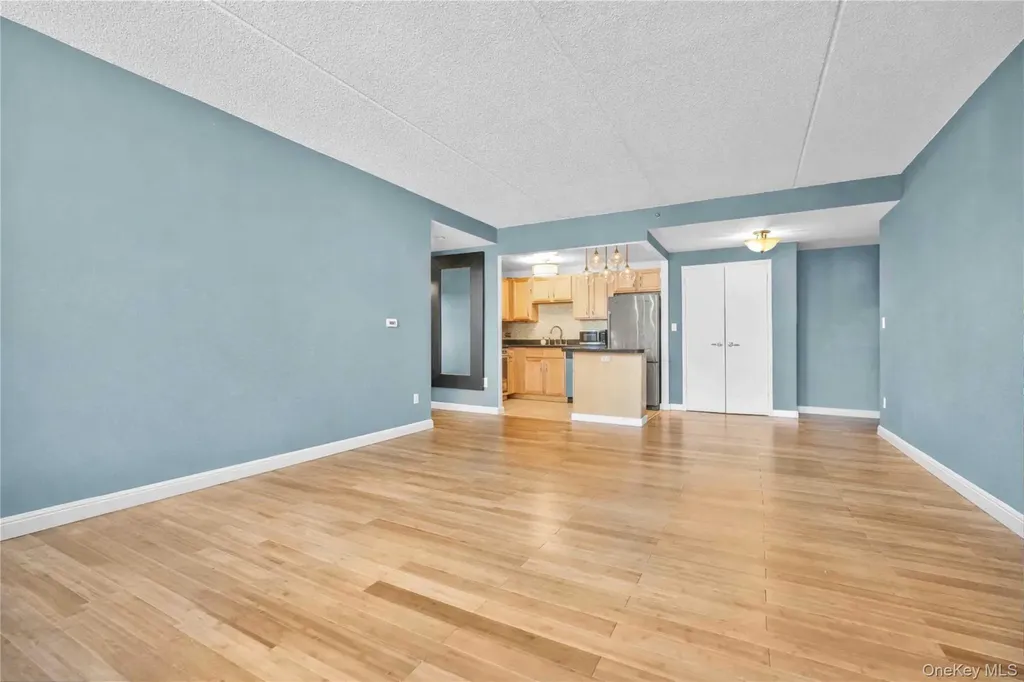 3044 3rd Avenue Bronx NY 10451