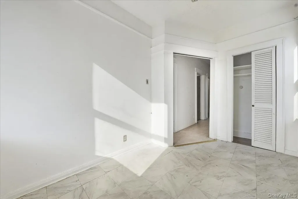 3076 Lasalle Avenue Bronx NY 10461