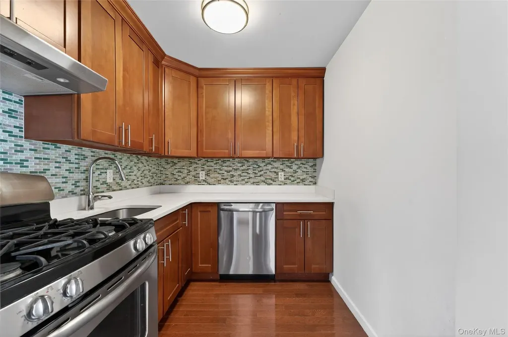 149-06 Northern Boulevard Flushing NY 11354