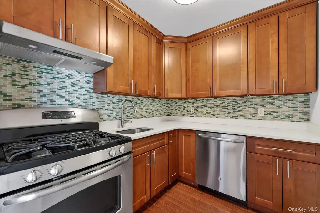 149-06 Northern Boulevard Flushing NY 11354
