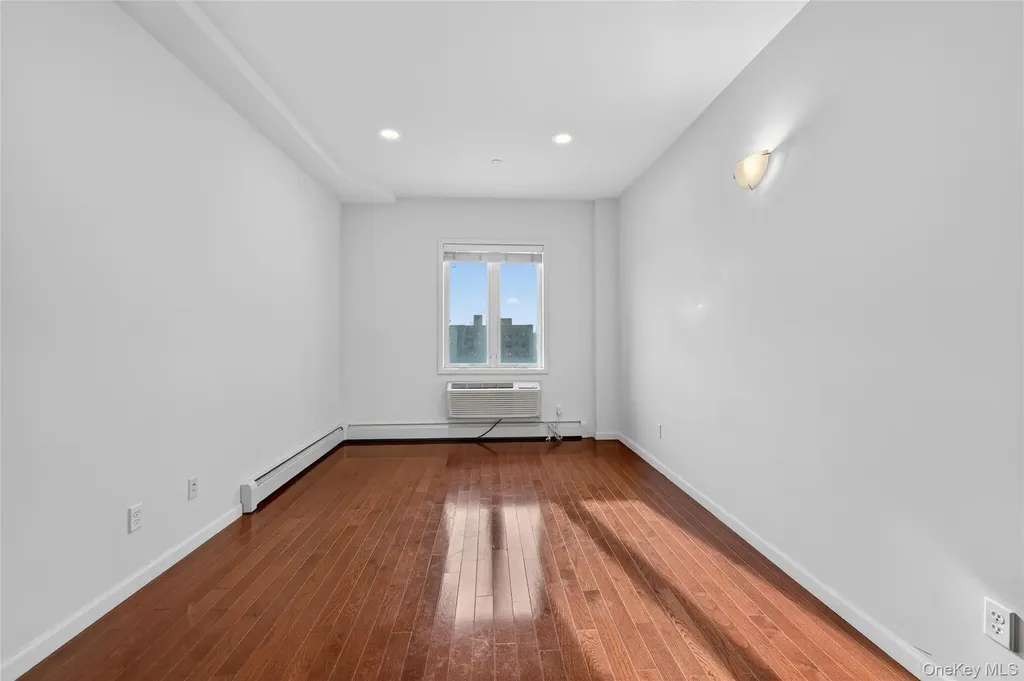 149-06 Northern Boulevard Flushing NY 11354