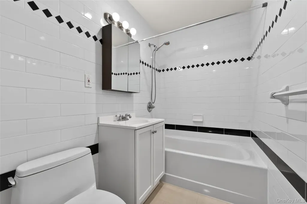 149-06 Northern Boulevard Flushing NY 11354