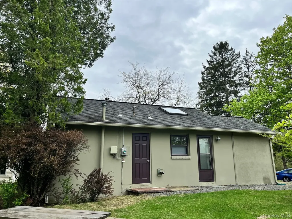 4 Fairview Drive Tomkins Cove NY 10986