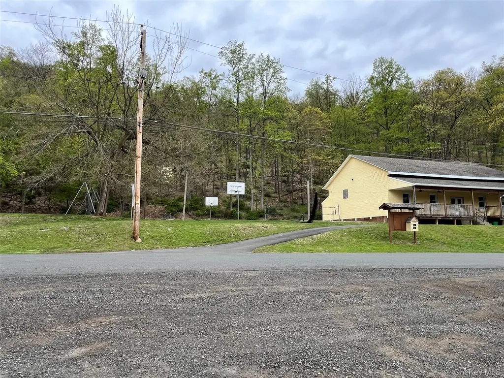 4 Fairview Drive Tomkins Cove NY 10986