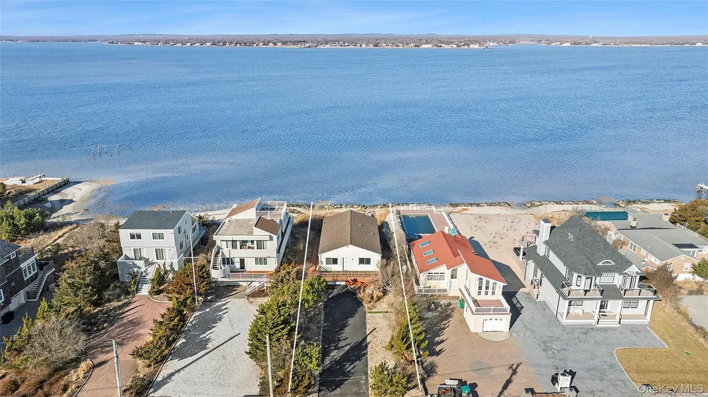 626 Dune Road Westhampton NY 11978