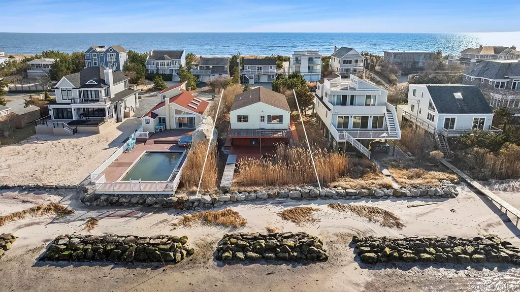 626 Dune Road Westhampton NY 11978