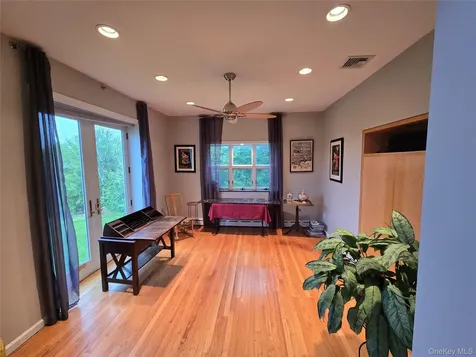 49 Helms Hill Road Washingtonville NY 10992