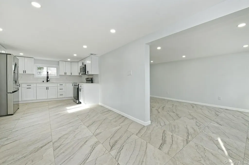 45 Crown Avenue Huntington NY 11743