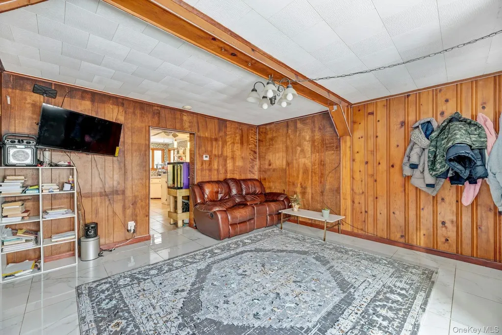 32 Stackyard Drive Mastic Beach NY 11951