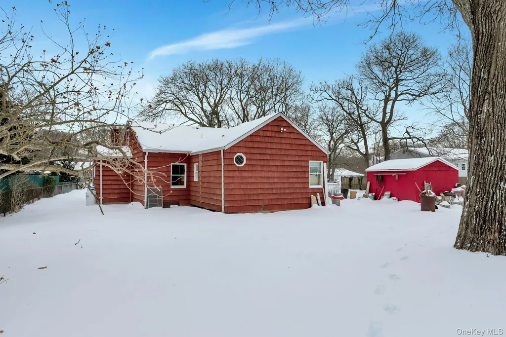 32 Stackyard Drive Mastic Beach NY 11951