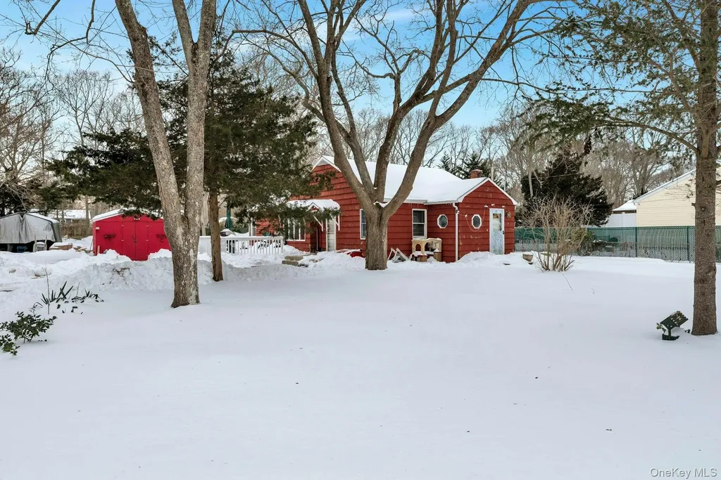 32 Stackyard Drive Mastic Beach NY 11951