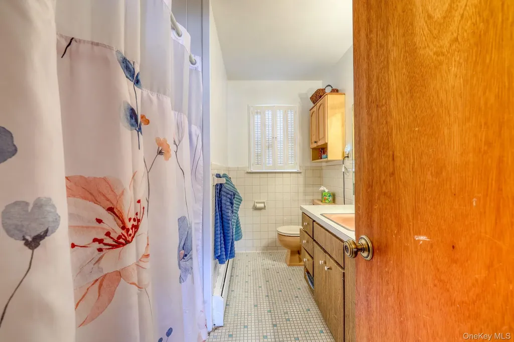 205 Beach Drive Mahopac NY 10541
