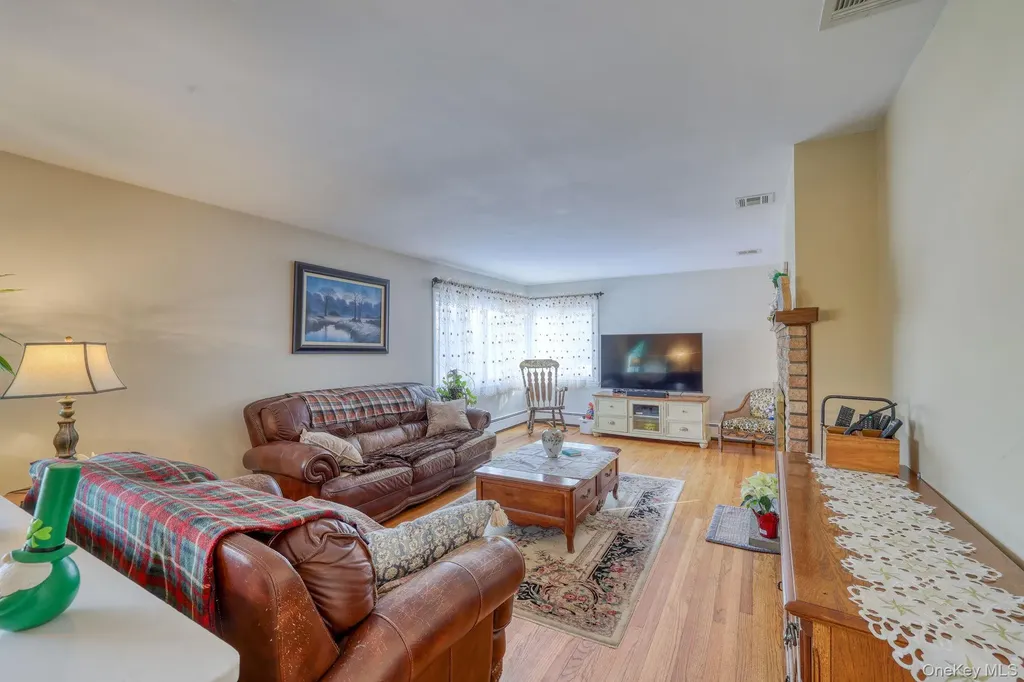 205 Beach Drive Mahopac NY 10541