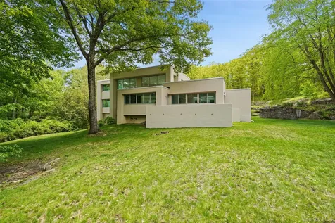 71 Old Stone Hill Road Pound Ridge NY 10576