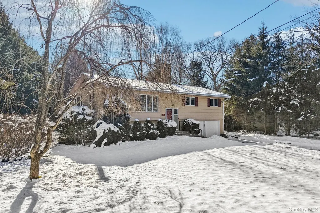 32 Allan Lane Mount Kisco NY 10549