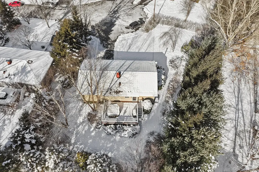 32 Allan Lane Mount Kisco NY 10549
