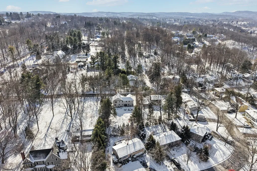 32 Allan Lane Mount Kisco NY 10549