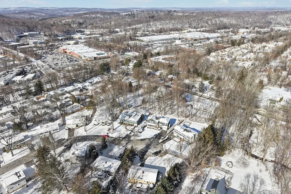 32 Allan Lane Mount Kisco NY 10549
