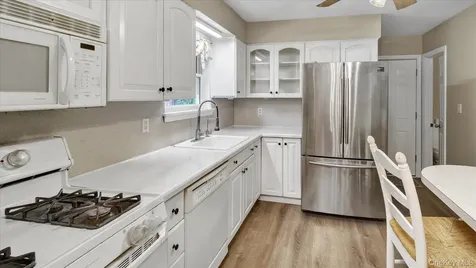 3 Altamont Avenue Sea Cliff NY 11579