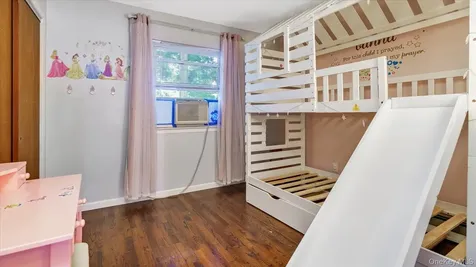 3 Altamont Avenue Sea Cliff NY 11579