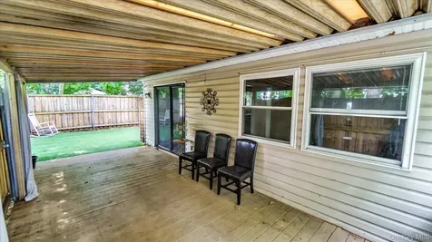 3 Altamont Avenue Sea Cliff NY 11579