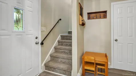 3 Altamont Avenue Sea Cliff NY 11579