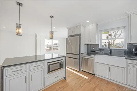 21 Norman Avenue Amityville NY 11701
